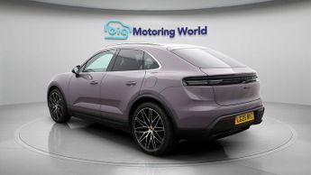 Porsche Macan BASE