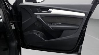 Audi Q5 TFSI E S LINE QUATTRO