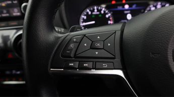 Nissan Juke DIG-T N-CONNECTA DCT