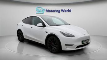 Tesla Model Y PERFORMANCE AWD