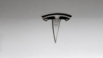 Tesla Model Y PERFORMANCE AWD