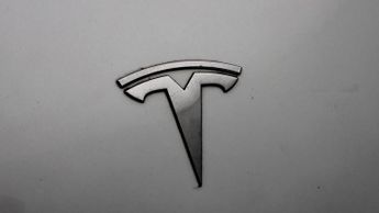 Tesla Model Y PERFORMANCE AWD