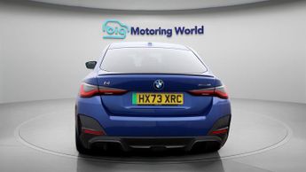 BMW i4 EDRIVE40 M SPORT