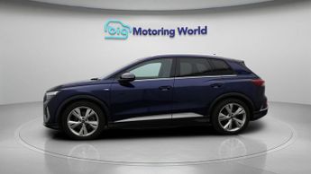 Audi Q4 e-tron S LINE