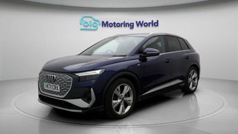 Audi Q4 e-tron S LINE
