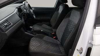 Volkswagen Taigo R-LINE TSI DSG