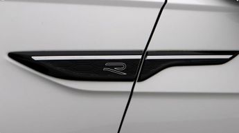 Volkswagen Taigo R-LINE TSI DSG