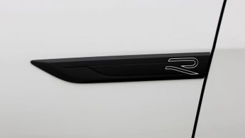 Volkswagen Golf R-LINE ETSI DSG