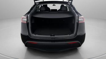 Tesla Model Y BASE
