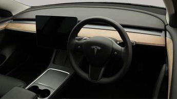 Tesla Model 3 MODEL 3