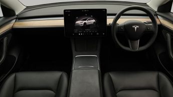 Tesla Model 3 MODEL 3