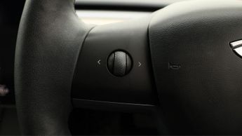 Tesla Model 3 MODEL 3