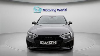 Audi A4 TFSI S LINE BLACK EDITION