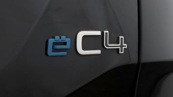 Citroen e-C4 SHINE PLUS