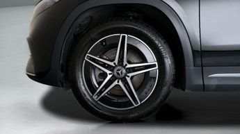 Mercedes-Benz EQA EQA 300 4MATIC AMG LINE