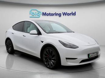 Tesla Model Y PERFORMANCE AWD