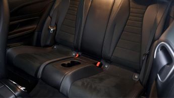 Mercedes-Benz E Class E 220 D 4MATIC AMG LINE