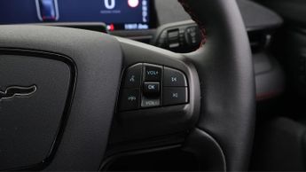 Ford Mustang Mach-E PREMIUM