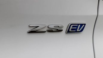 MG MG ZS TROPHY CONNECT