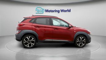 Hyundai KONA T-GDI PREMIUM