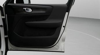 Volvo C40 RECHARGE PRO TWIN AWD