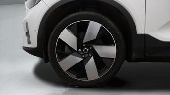 Volvo C40 RECHARGE PRO TWIN AWD