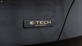 Renault Captur TECHNO E-TECH