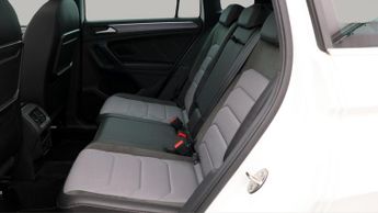 Volkswagen Tiguan R-LINE TECH TDI DSG