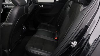 Volvo XC40 RECHARGE PRO TWIN AWD