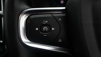 Volvo XC40 RECHARGE PRO TWIN AWD