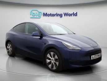 Tesla Model Y LONG RANGE AWD