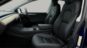 Tesla Model Y LONG RANGE AWD