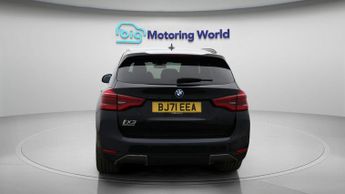 BMW iX3 PREMIER EDITION