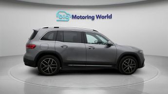 Mercedes EQB EQB 300 4MATIC AMG LINE PREMIUM