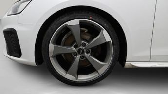 Audi A4 TDI S LINE BLACK EDITION