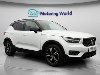 Volvo XC40 T3 R-DESIGN