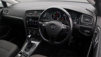 Volkswagen e-Golf E-GOLF