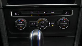 Volkswagen e-Golf E-GOLF