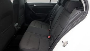 Volkswagen e-Golf E-GOLF