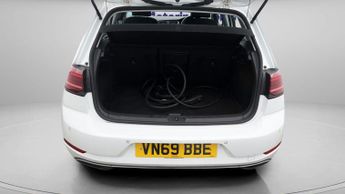 Volkswagen e-Golf E-GOLF