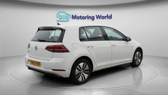Volkswagen e-Golf E-GOLF