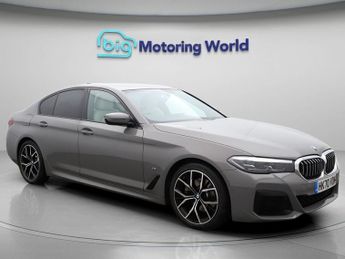 BMW 520 520D M SPORT