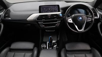 BMW iX3 PREMIER EDITION PRO