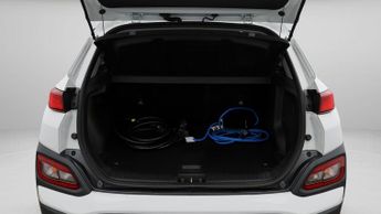 Hyundai KONA PREMIUM SE