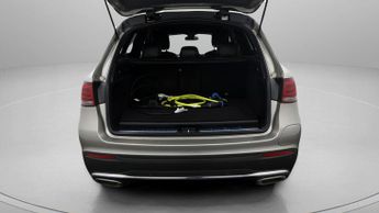 Mercedes-Benz GLC GLC 300 E 4MATIC AMG LINE