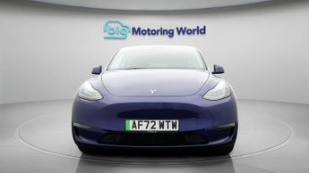 Tesla Model Y LONG RANGE AWD