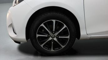 Toyota Yaris VVT-I ICON TECH