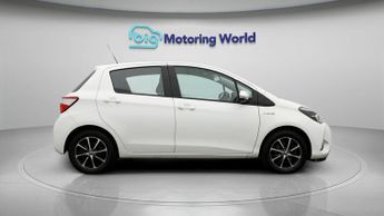 Toyota Yaris VVT-I ICON TECH