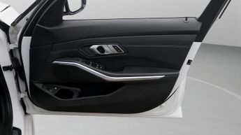 BMW 3 Series 330E M SPORT