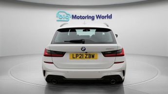 BMW 3 Series 330E M SPORT